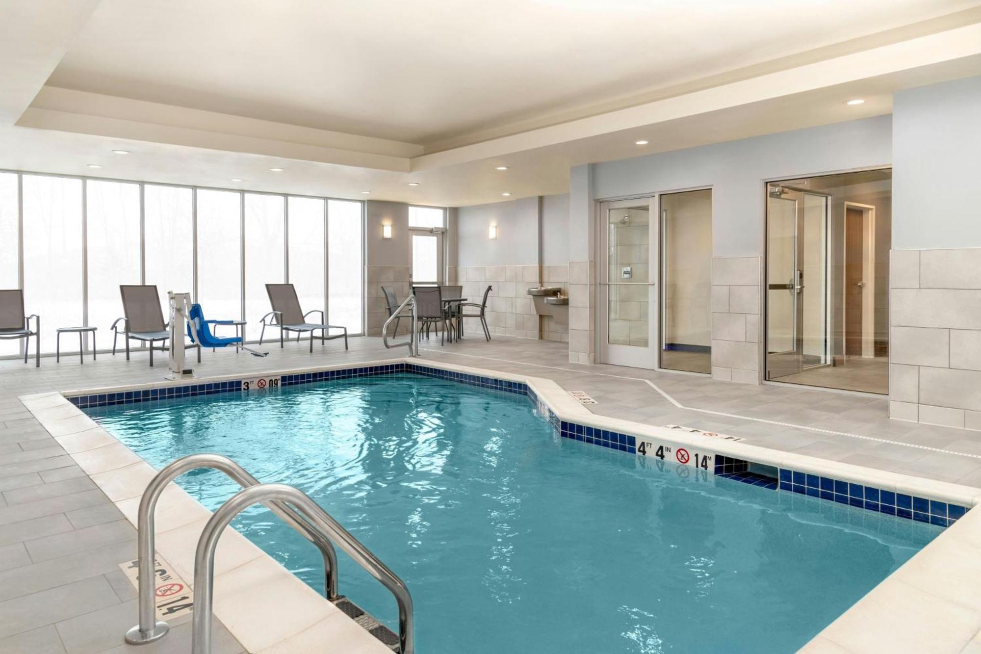 Hotel Fairfield By Marriott & Detroit